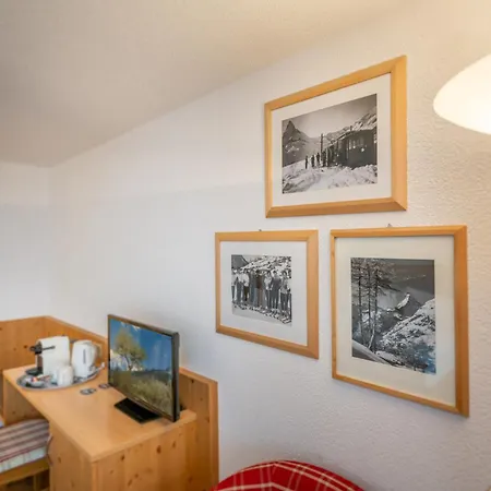 מלון Sarazena 3*