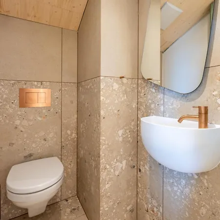 Sarazena מלון צרמט