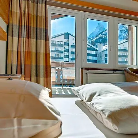 Sarazena Hotell 3*
