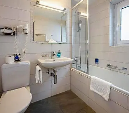 Hotell Sarazena 3*