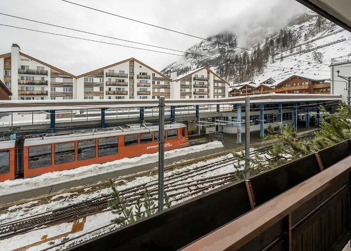 サラズィナ ホテル