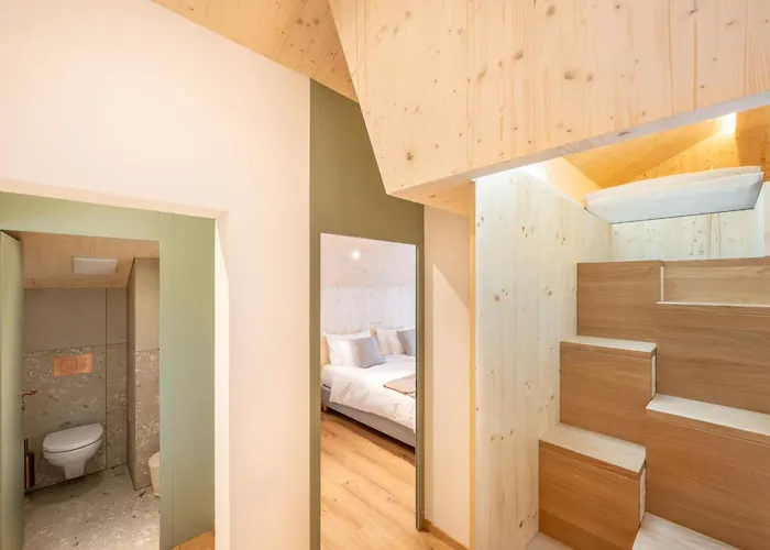 サラズィナ ホテル