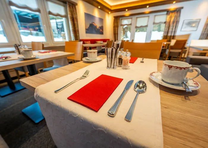 ホテル サラズィナ 3*